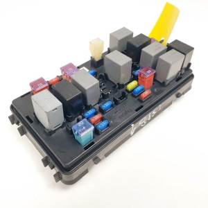 CAJA RELES / FUSIBLES 96867123PJ CHEVROLET AVEO Autodesguaces Alicante
