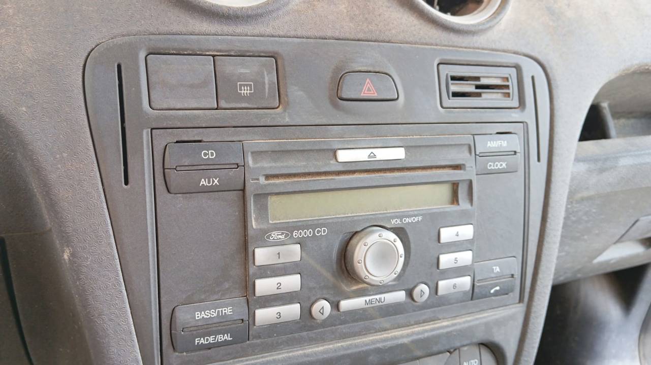 SISTEMA AUDIO / RADIO CD
