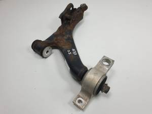 BRAZO SUSPENSION INFERIOR DELANTERO IZQUIERDO LEXUS IS Autodesguaces Alicante