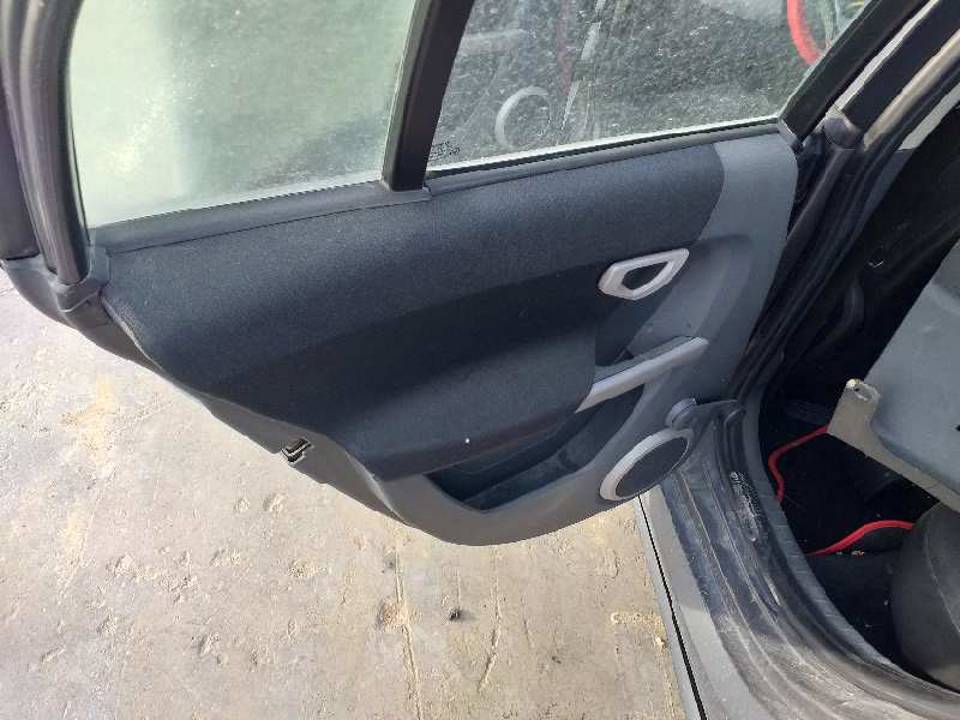 ELEVALUNAS TRASERO IZQUIERDO