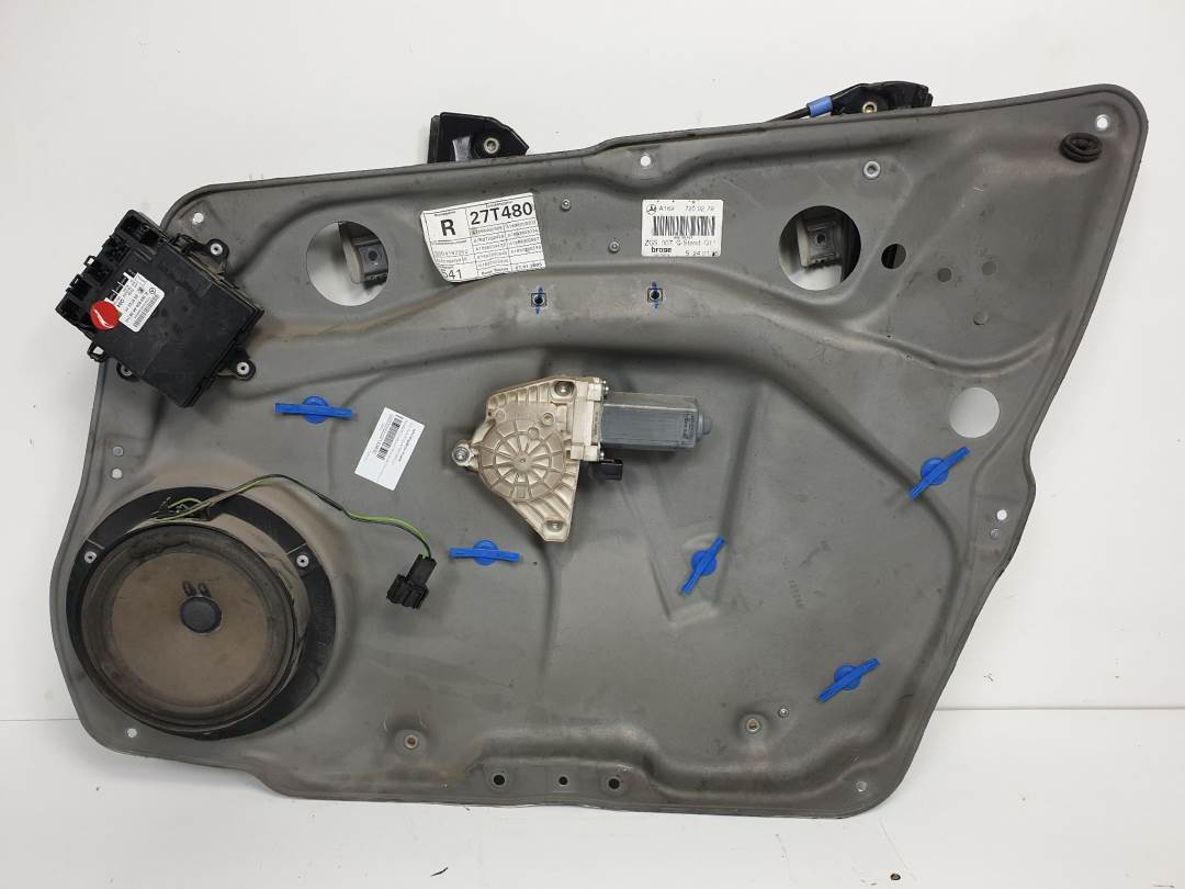 ELEVALUNAS DELANTERO DERECHO - A1697200279 - MERCEDES - CLASE A (W169)