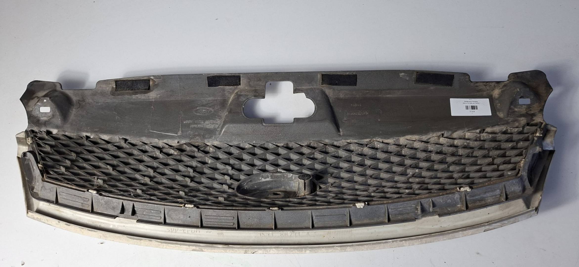Foto 2 de Rejilla Delantera Ford Mondeo Berlina (ge) (2000–2007)