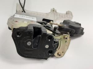 CERRADURA PUERTA TRASERA IZQUIERDA HYUNDAI TUCSON (JM) Autodesguaces Alicante