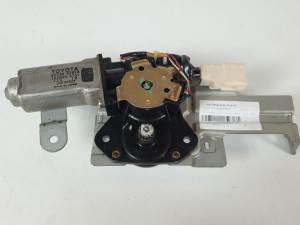MOTOR TECHO ELECTRICO 8573033010 TOYOTA RAV 4 (A2) Autodesguaces Alicante