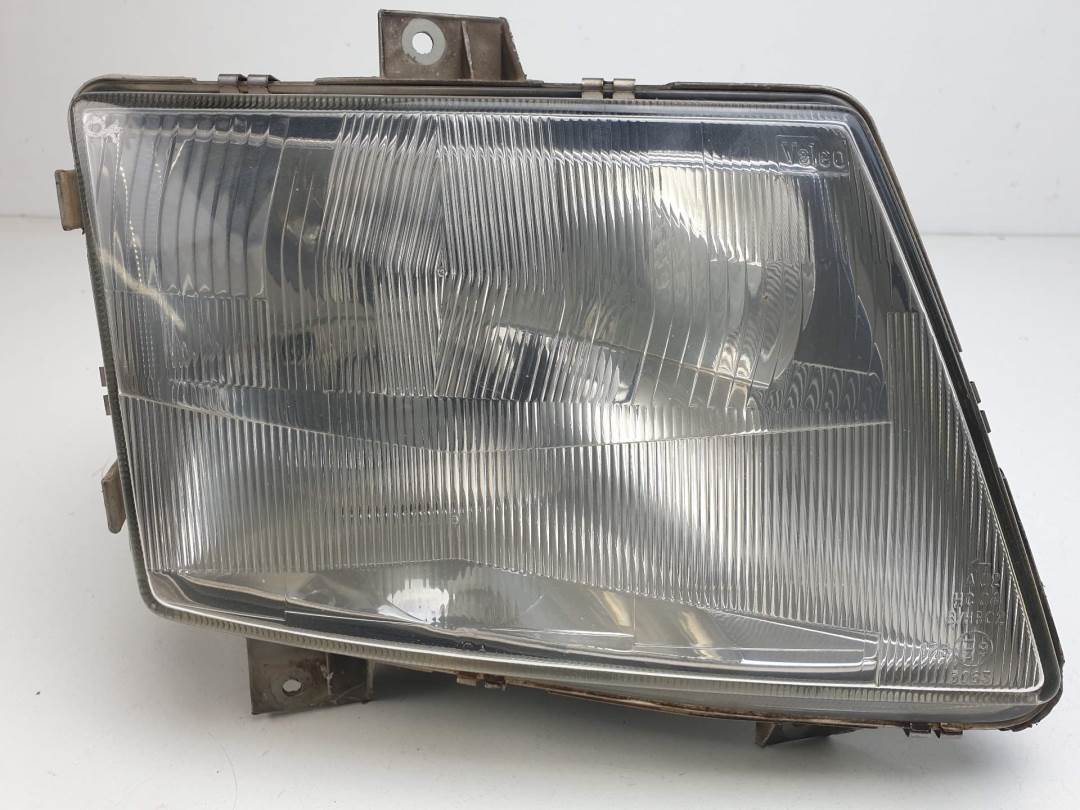 FARO DERECHO - 6388200161K6 - MERCEDES - VITO (W638) CAJA CERRADA