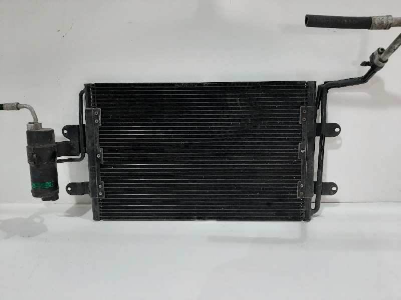 CONDENSADOR / RADIADOR AIRE ACONDICIONADO - 1J0820411B - AUDI - A3 (8L)