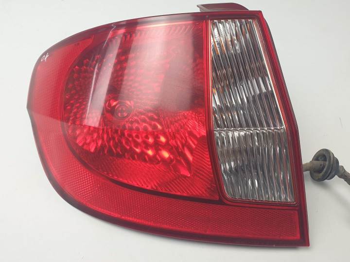 PILOTO TRASERO IZQUIERDO