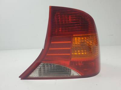PILOTO TRASERO DERECHO XS4X13404BC FORD FOCUS BERLINA (CAK) Autodesguaces Alicante