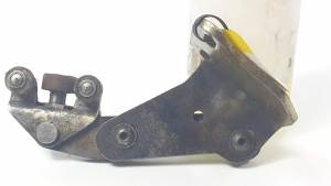 SOPORTE / GUIA PUERTA CORREDERA 701843412B VOLKSWAGEN T4 TRANSPORTER/FURGONETA (MOD. 1991) Autodesguaces Alica