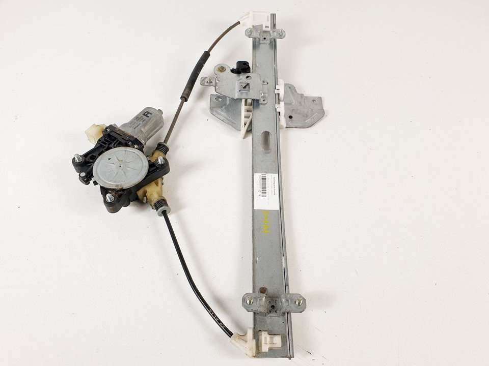 ELEVALUNAS TRASERO DERECHO - 824604D020 - KIA - CARNIVAL