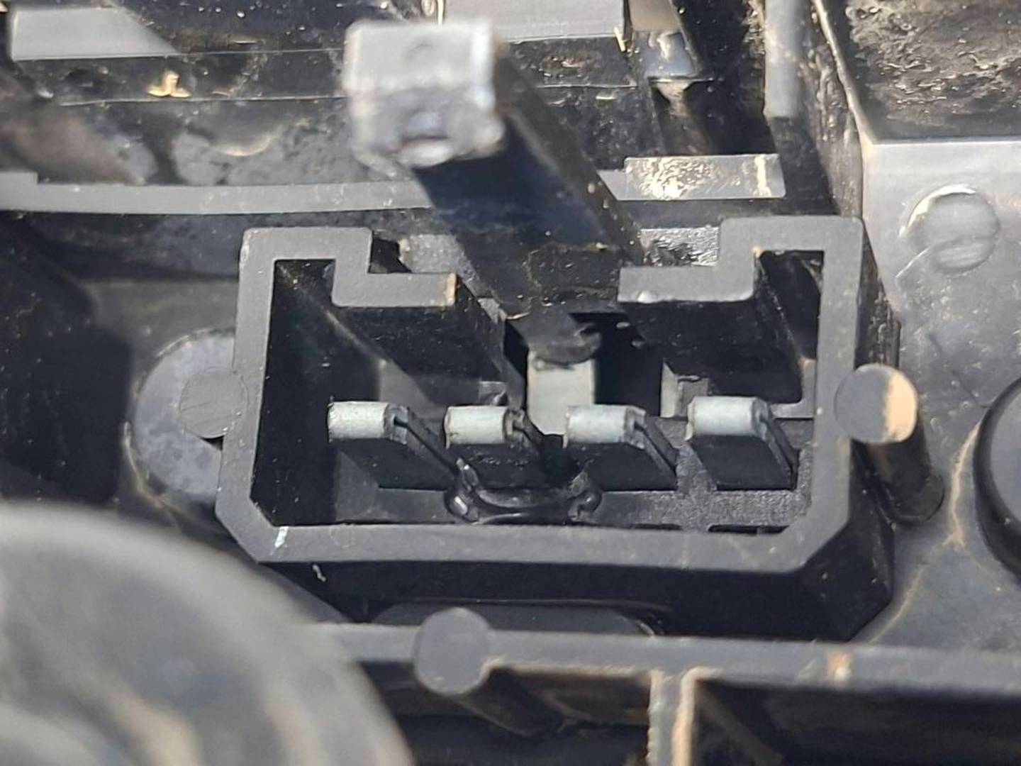 Foto 5 de Piloto Trasero Izquierdo Citroen Saxo (1996–2002)