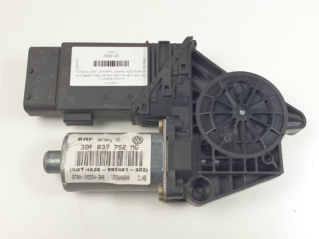 MOTOR ELEVALUNAS DELANTERO DERECHO - 3B4837752MG - VOLKSWAGEN - PASSAT VARIANT (3B6)