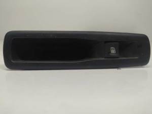 MANDO ELEVALUNAS TRASERO IZQUIERDO 829500004R RENAULT MEGANE III BERLINA 5P Autodesguaces Alicante