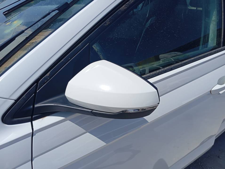 RETROVISOR IZQUIERDO