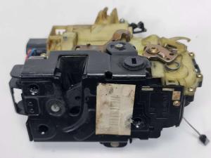 CERRADURA PUERTA TRASERA DERECHA Y3B4839016M SEAT TOLEDO (1M2) Autodesguaces Alicante