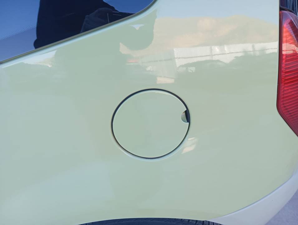 TAPA EXTERIOR COMBUSTIBLE