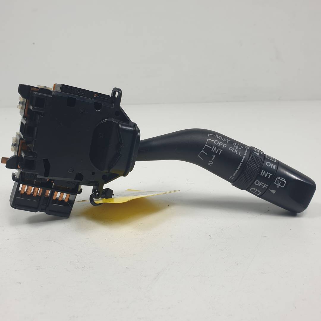 MANDO LIMPIA - 17B122 - FORD - MAVERICK (TM1)