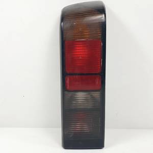 PILOTO TRASERO DERECHO 90BG13A602 FORD SIERRA BERLINA Autodesguaces Alicante
