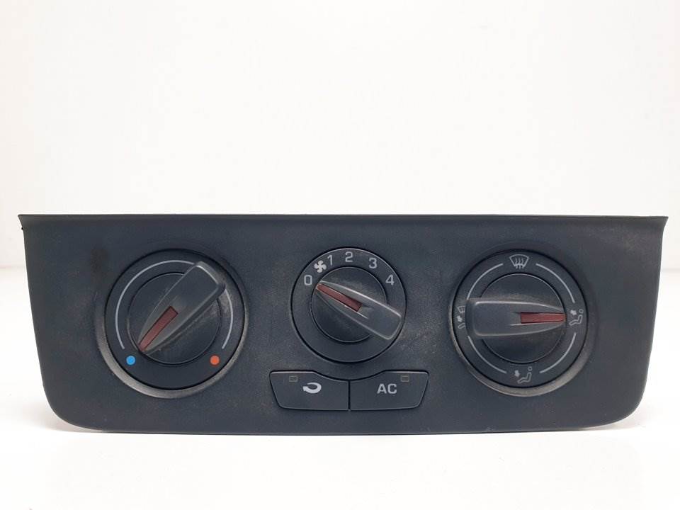 MANDO CALEFACCION / AIRE ACONDICIONADO - 6J0820045 - SEAT - IBIZA SC (6J1)