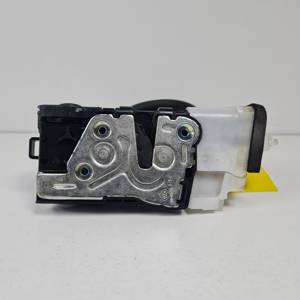 CERRADURA PUERTA TRASERA DERECHA 81420D7010 HYUNDAI TUCSON Autodesguaces Alicante