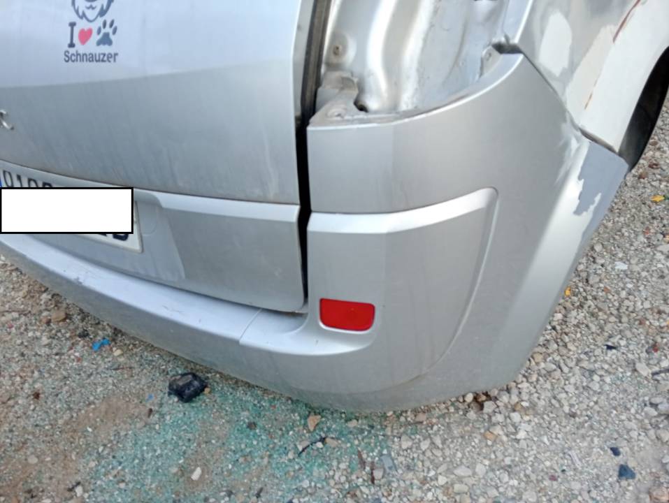 PARAGOLPES TRASERO