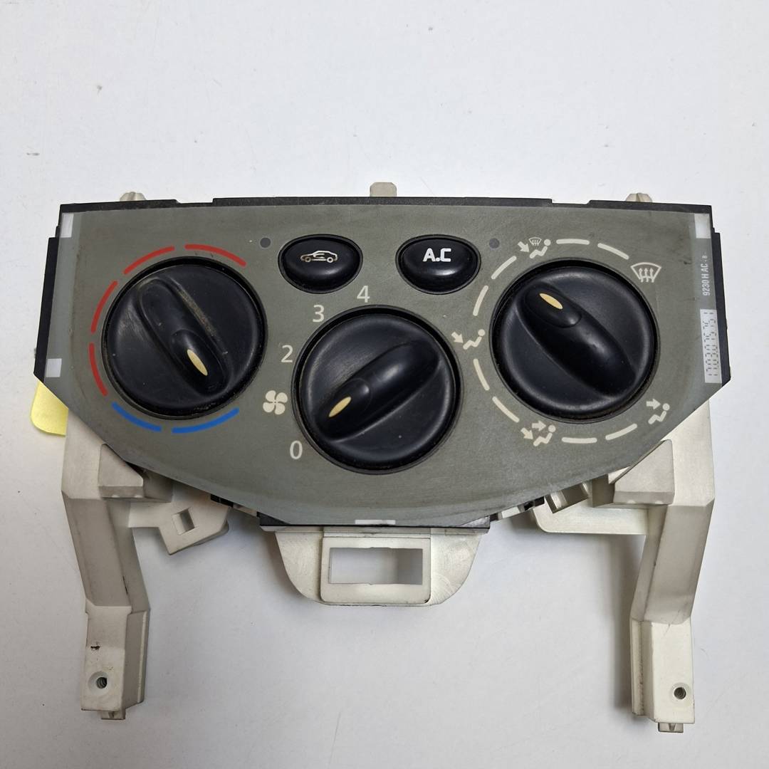 MANDO CALEFACCION / AIRE ACONDICIONADO - W964384Z - OPEL - VIVARO