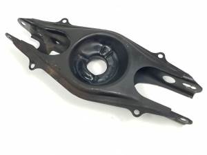 BRAZO SUSPENSION INFERIOR TRASERO IZQUIERDO A2043520202 MERCEDES CLASE C (W204) BERLINA Autodesguaces Alicante