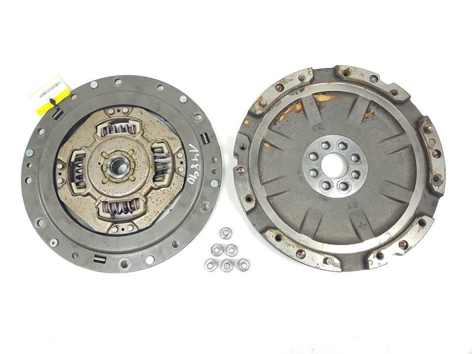 KIT EMBRAGUE - 1J310973SA - TOYOTA - AURIS (E150)
