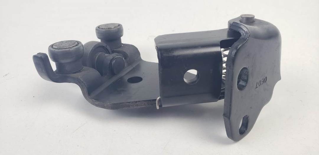 SOPORTE / GUIA PUERTA CORREDERA - FIAT - DOBLO (119)