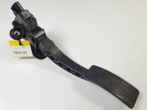 POTENCIOMETRO PEDAL MN101544 MITSUBISHI OUTLANDER (CW0) Autodesguaces Alicante