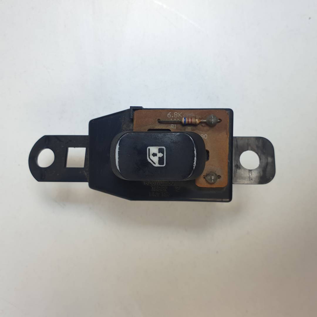 Fensterheberschalter vorne rechts - 9358029000 - HYUNDAI - LANTRA BERLINA (RD)