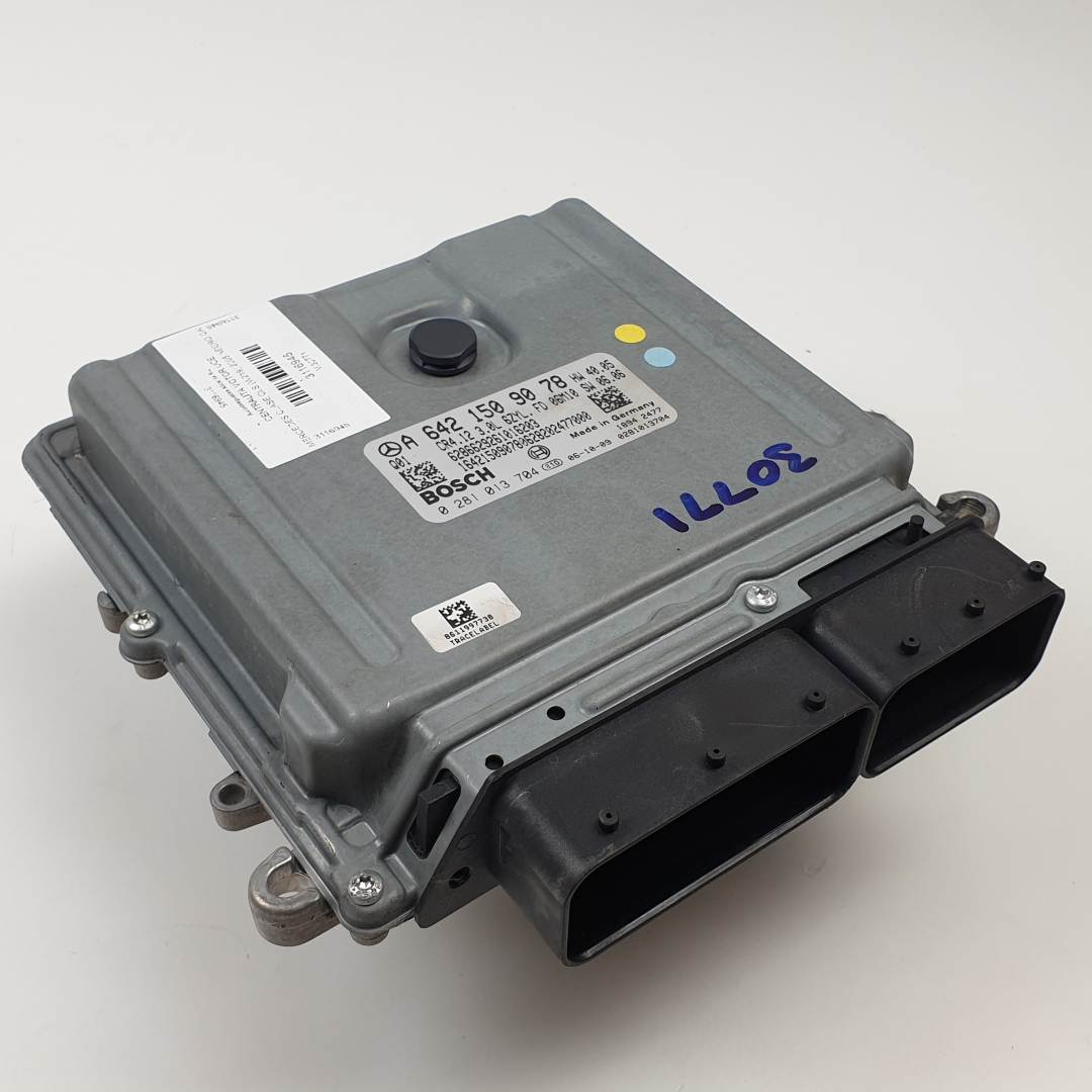 Calculateur moteur - 0281013704 - MERCEDES - CLASE CLS (W219)