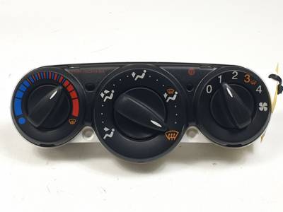 MANDO CALEFACCION / AIRE ACONDICIONADO 98AB18C419AF FORD FOCUS BERLINA (CAK) Autodesguaces Alicante