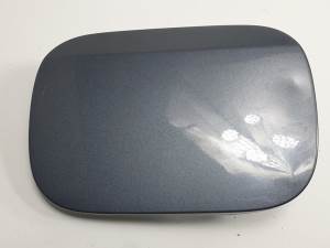 TAPA EXTERIOR COMBUSTIBLE 2115842039 MERCEDES CLASE A (W169) Autodesguaces Alicante