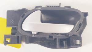MANETA INTERIOR TRASERA IZQUIERDA 96802456VV PEUGEOT 207 Autodesguaces Alicante