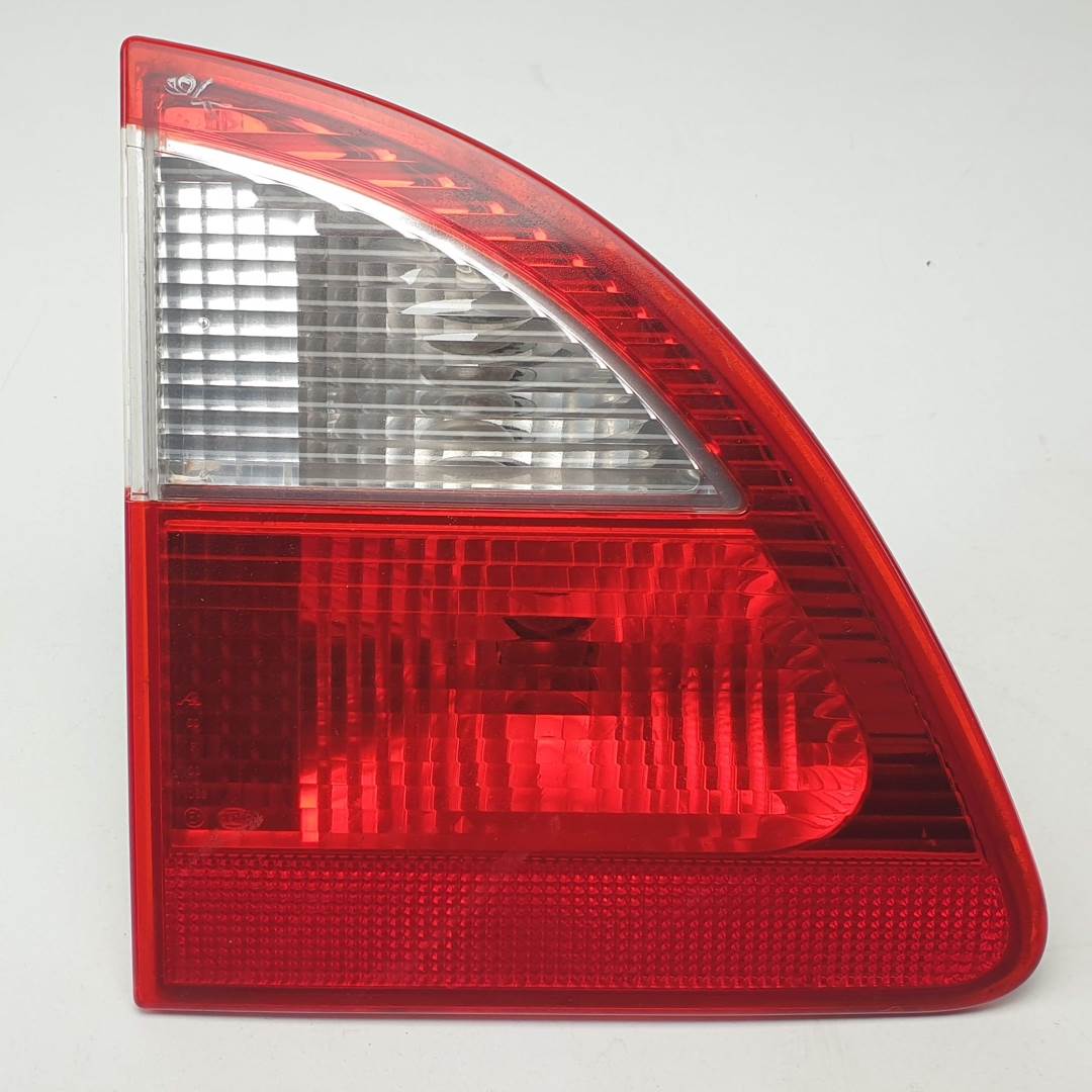 PILOTO TRASERO IZQUIERDO INTERIOR - 7M5945093B - FORD - GALAXY (VY)