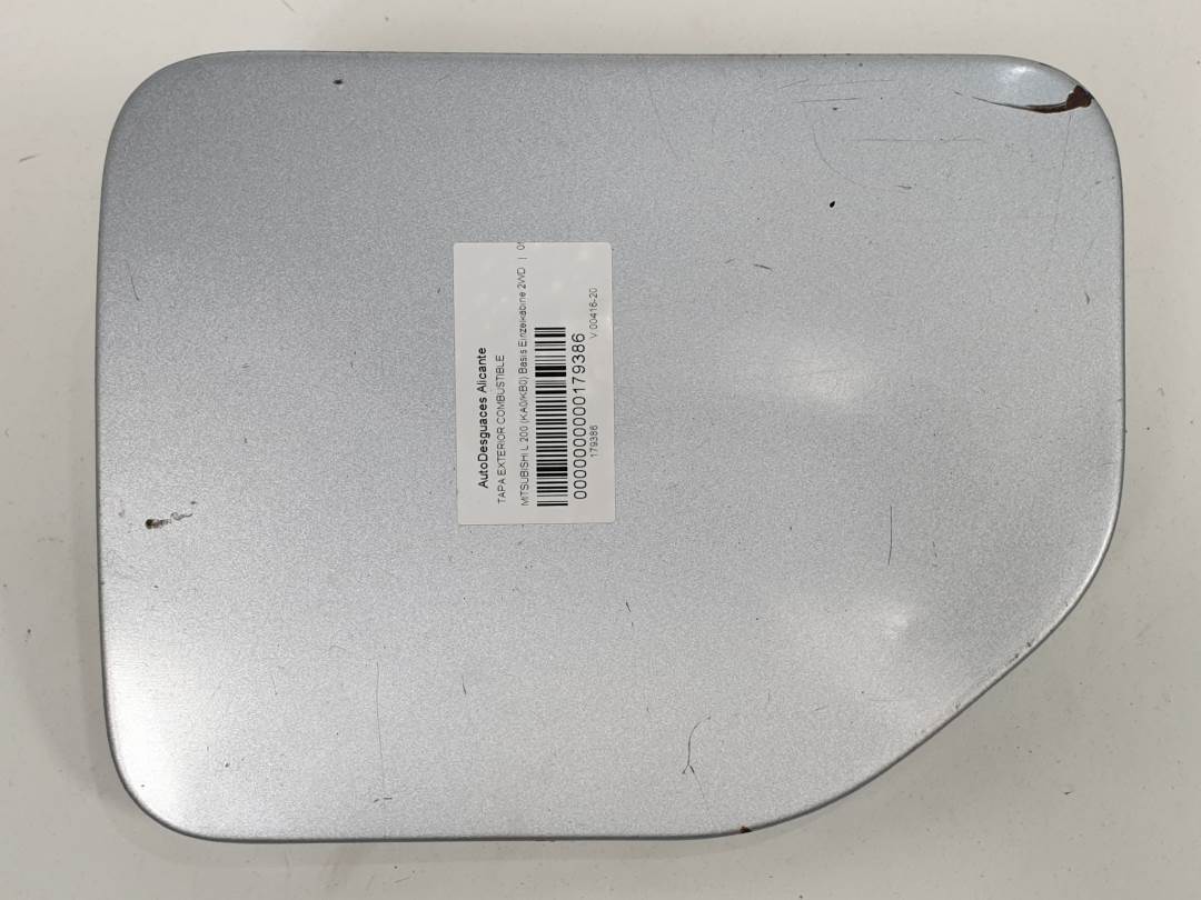 TAPA EXTERIOR COMBUSTIBLE - MITSUBISHI - L 200 (KA0/KB0)