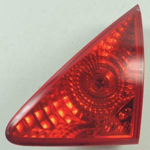 PILOTO TRASERO DERECHO INTERIOR 9683460990 PEUGEOT 3008 (T84) Autodesguaces Alicante