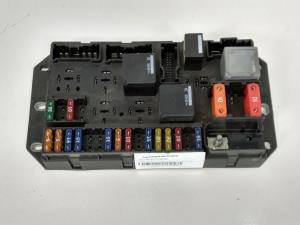 CAJA RELES / FUSIBLES 518958004 LAND ROVER RANGE ROVER (L322) Autodesguaces Alicante