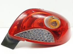 PILOTO TRASERO DERECHO 9685618180 PEUGEOT 206+ Autodesguaces Alicante