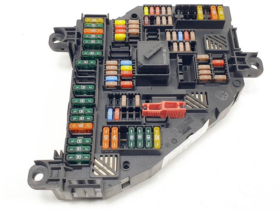 CAJA RELES / FUSIBLES - 923442401 - BMW - SERIE 5 LIM. (F10)