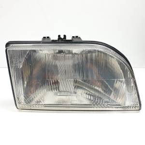 FARO DERECHO UPM60GF13 FORD FIESTA BERL./COURIER Autodesguaces Alicante