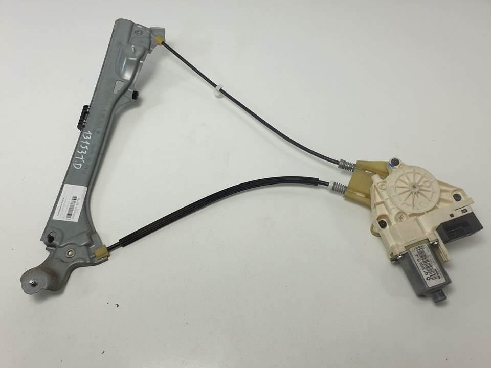 ELEVALUNAS TRASERO DERECHO - 827300001R - RENAULT - LAGUNA GRANDTOUR III