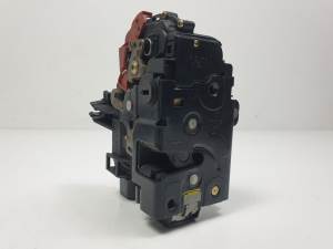 CERRADURA PUERTA TRASERA DERECHA AUDI A2 (8Z) Autodesguaces Alicante