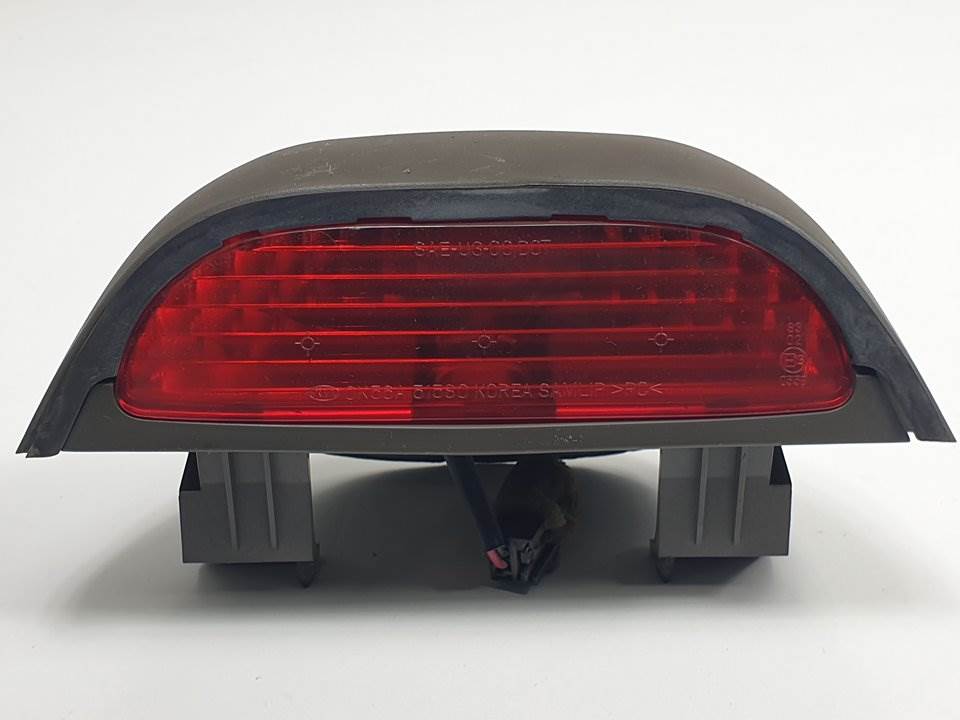 LUZ CENTRAL DE FRENO - 0K56A51580 - KIA - CARNIVAL