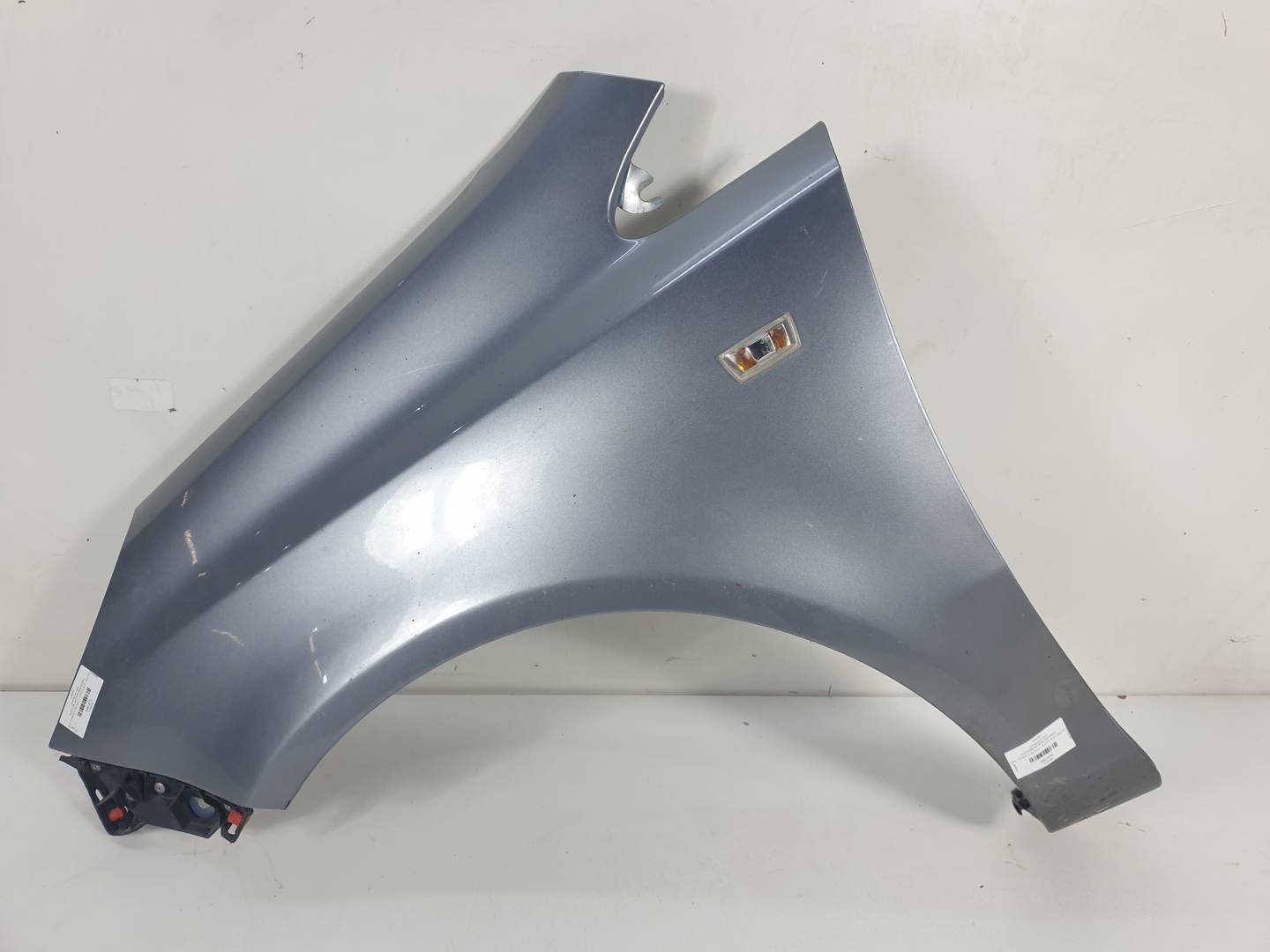 ALETA DELANTERA IZQUIERDA - OPEL - CORSA D