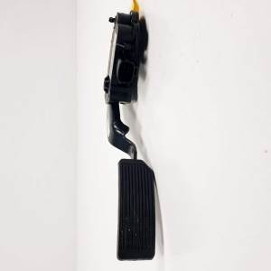 POTENCIOMETRO PEDAL 18002CA100 NISSAN MURANO (Z50) Autodesguaces Alicante
