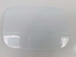 TAPA EXTERIOR COMBUSTIBLE 8K0809907 AUDI A4 BER. (B8) Autodesguaces Alicante