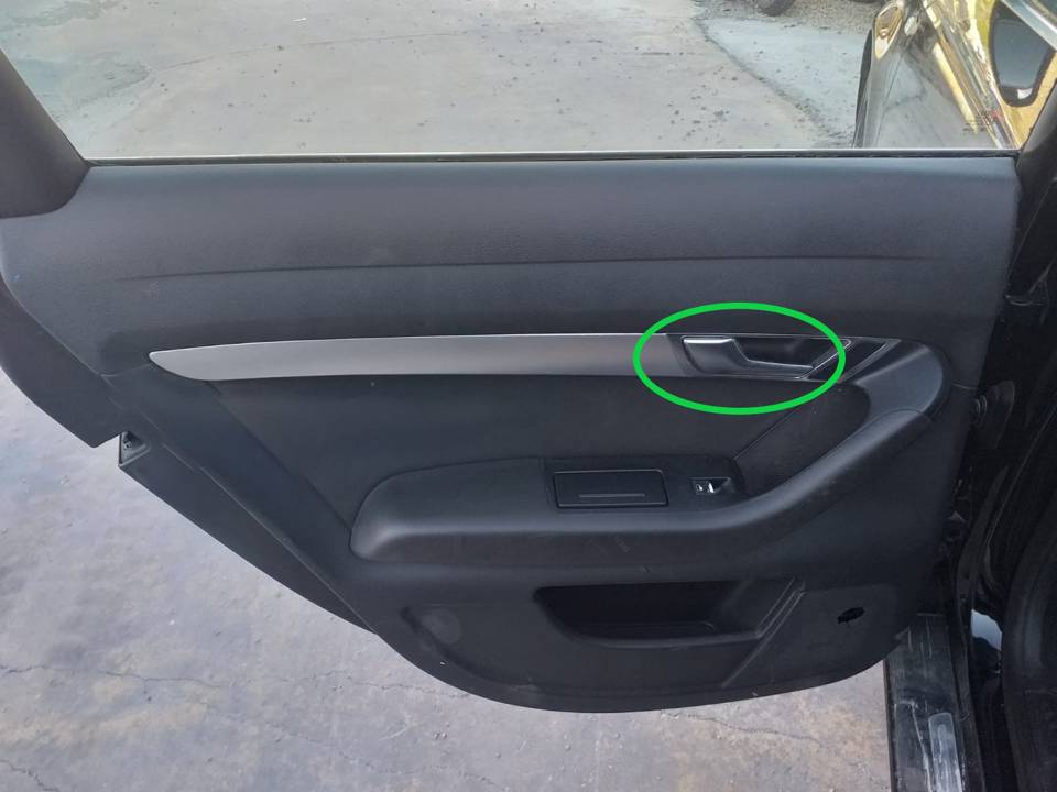 MANETA INTERIOR TRASERA IZQUIERDA