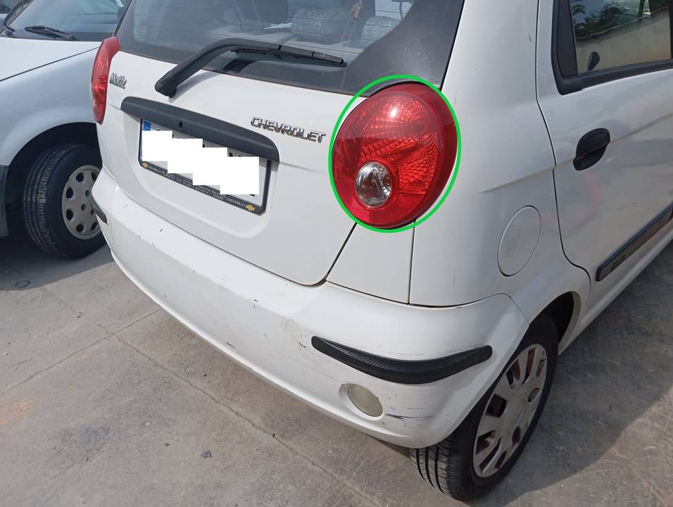 PILOTO TRASERO DERECHO